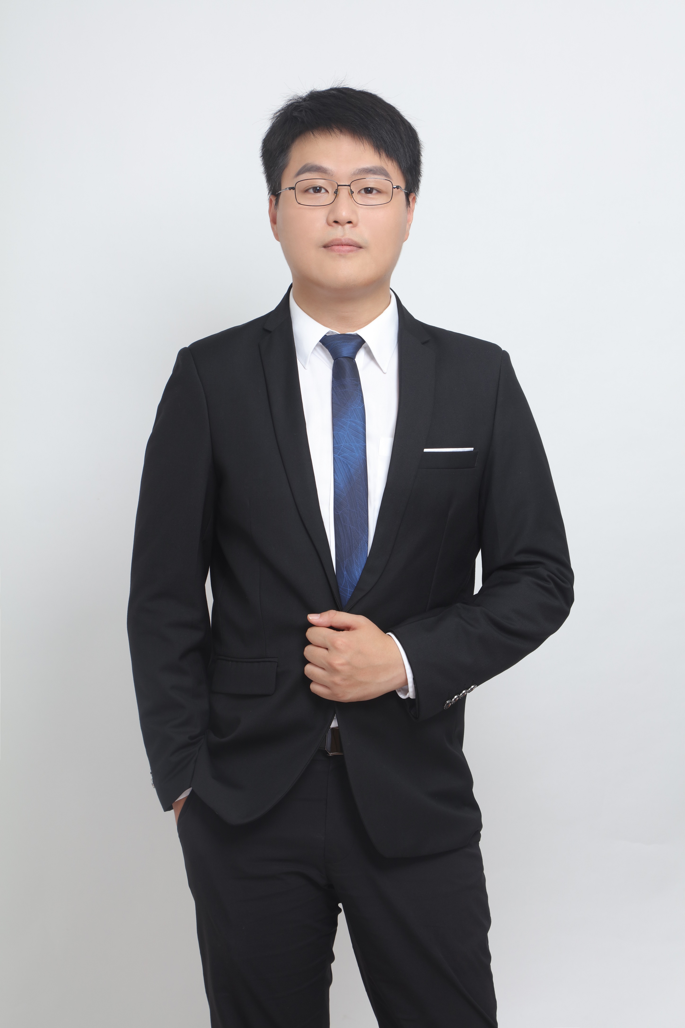 费飞.jpg 费飞.jpg